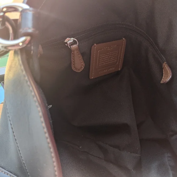 NWOT Coach Lexy bag. - Picture 8 of 8